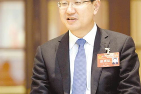 演员王志杰,演艺生涯的多面手与艺术追求