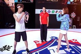 娱乐甜蜜暴击,青春热血中的甜蜜碰撞